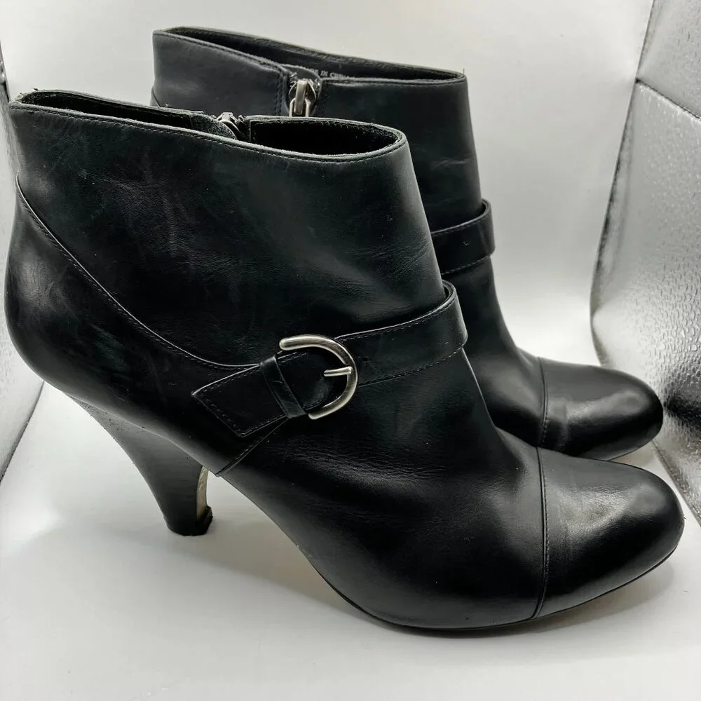 Gorgeous Max Studio RALLY Boots Genuine Fine Black Leather Ankle Boots Size 9
